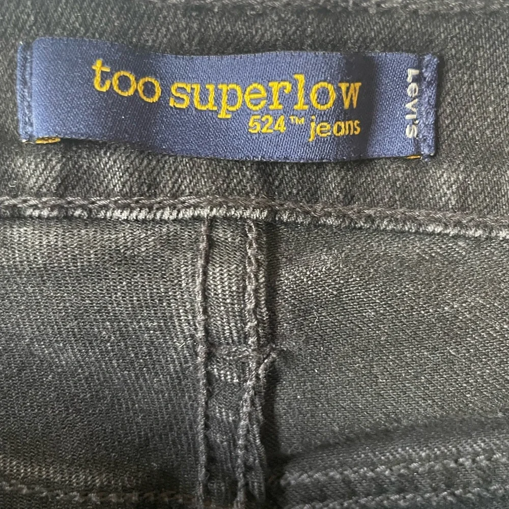 Levi's Classic Jeans - Picture 4 of 5